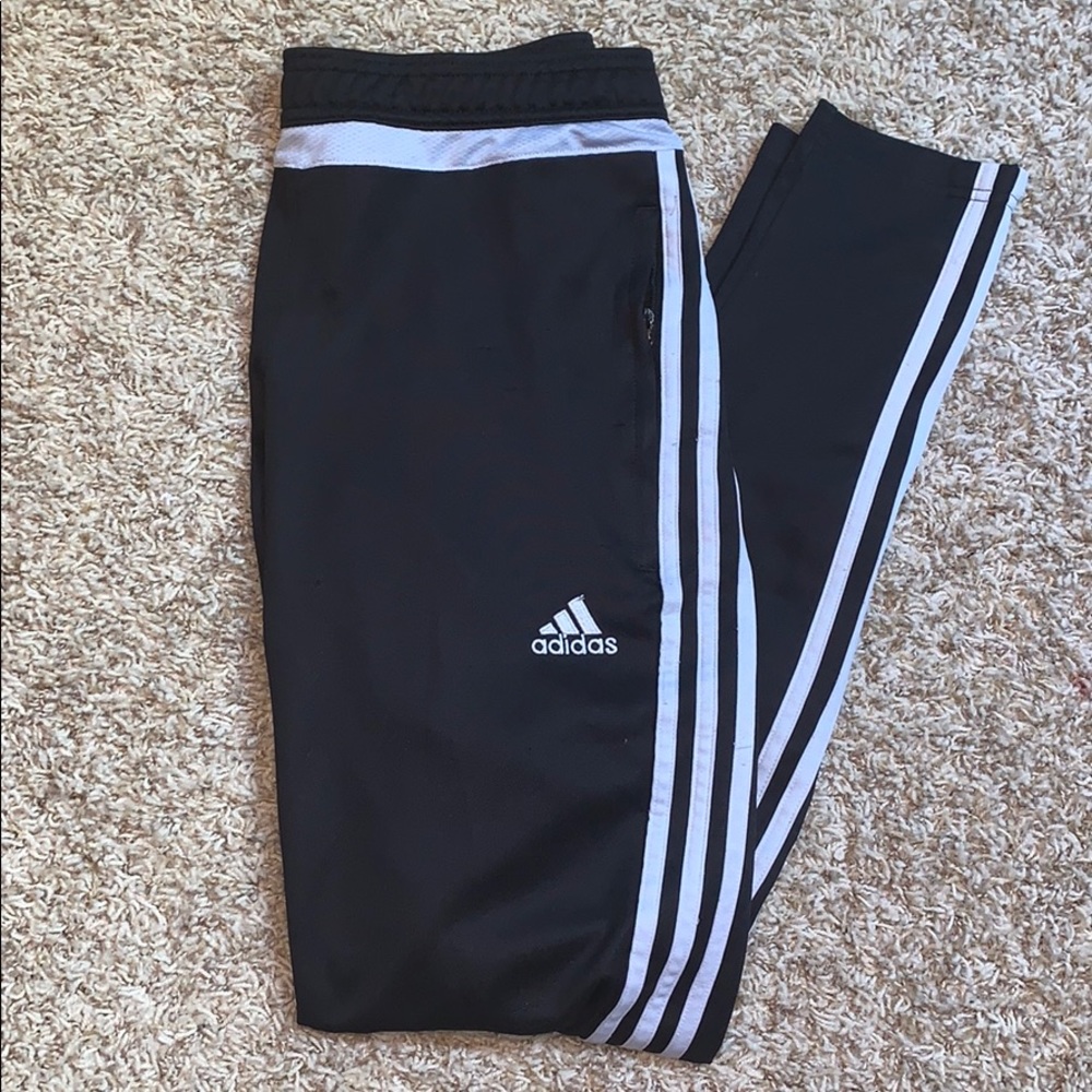Adidas jogger pant